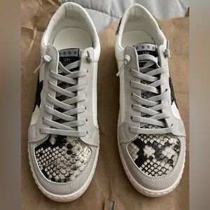 Vintage Havana VH Design Betsy Star Sneakers Black Snake Multi Size 9.5